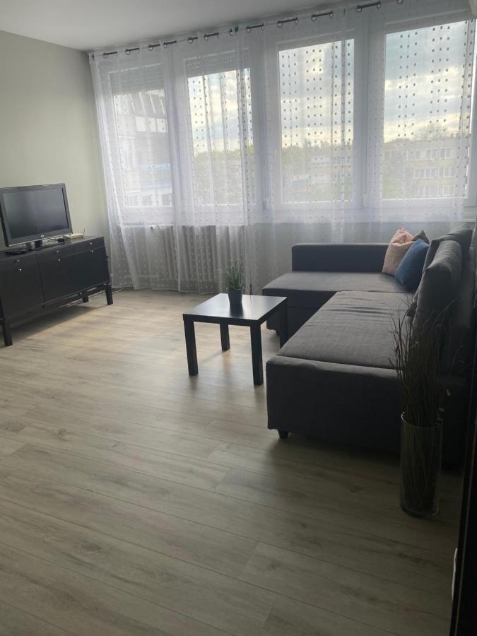 GödöllőDozsa Apartmanアパートメント エクステリア 写真